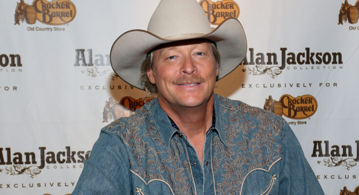 Alan Jackson’s Performance at Opry 100 Sparks Health Concerns – Video